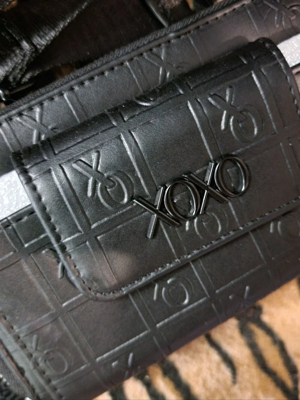 XOXO Black Crossbody Bag Wallet with Logo Strap New